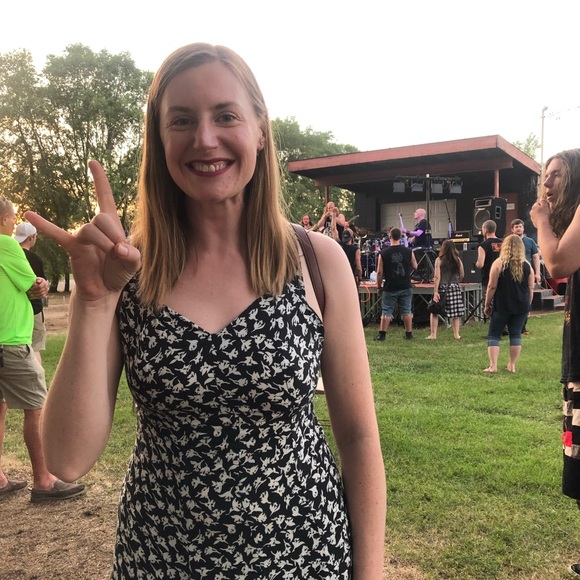 Meet your Posher, Erin - Picture 6 of 8